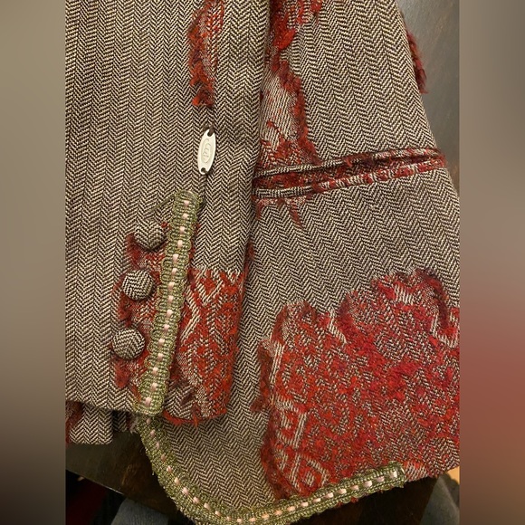 Beautiful blazer with great attention to detail - Picture 8 of 9